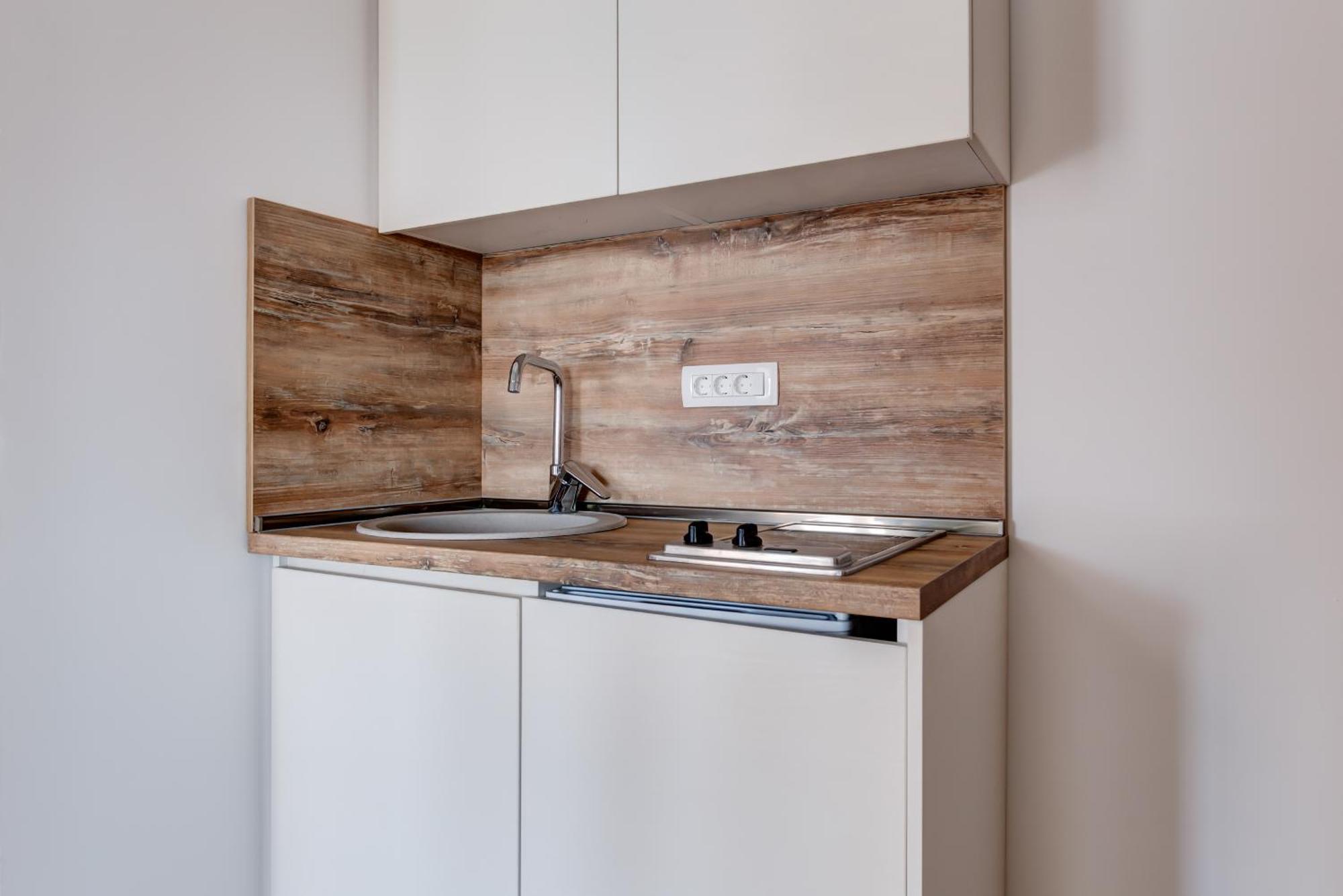 Mima Apartments Свети Стефан Екстериор снимка