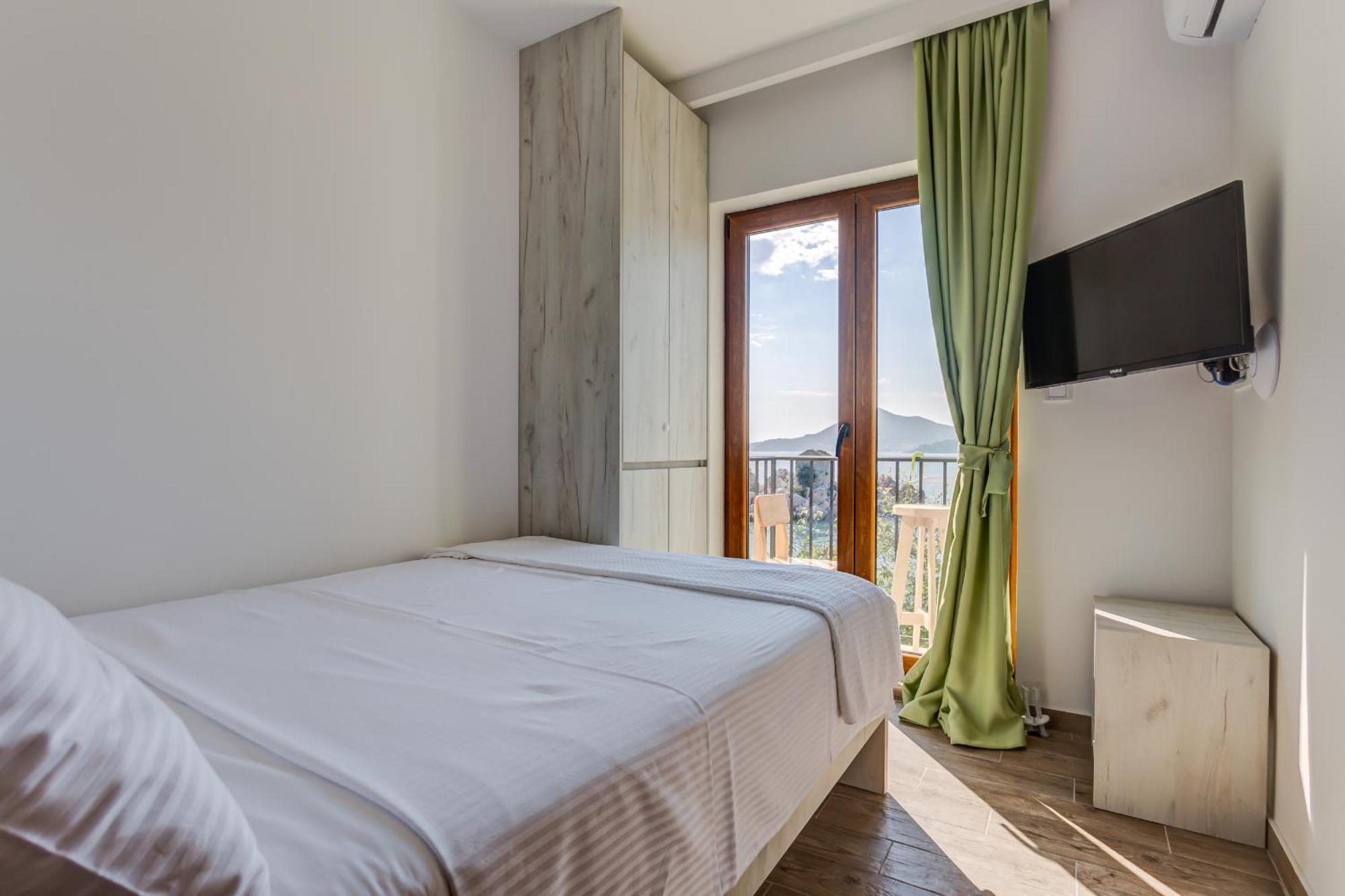Mima Apartments Свети Стефан Екстериор снимка