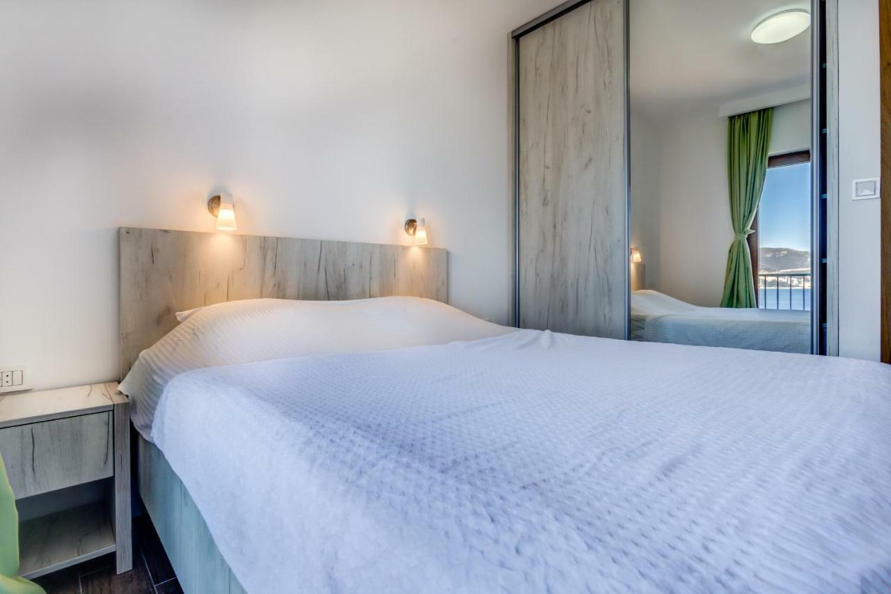 Mima Apartments Свети Стефан Екстериор снимка