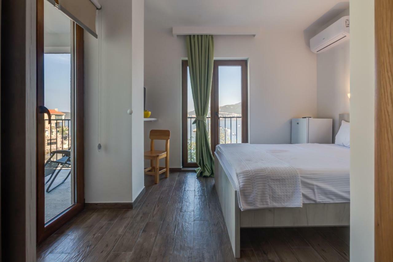 Mima Apartments Свети Стефан Екстериор снимка